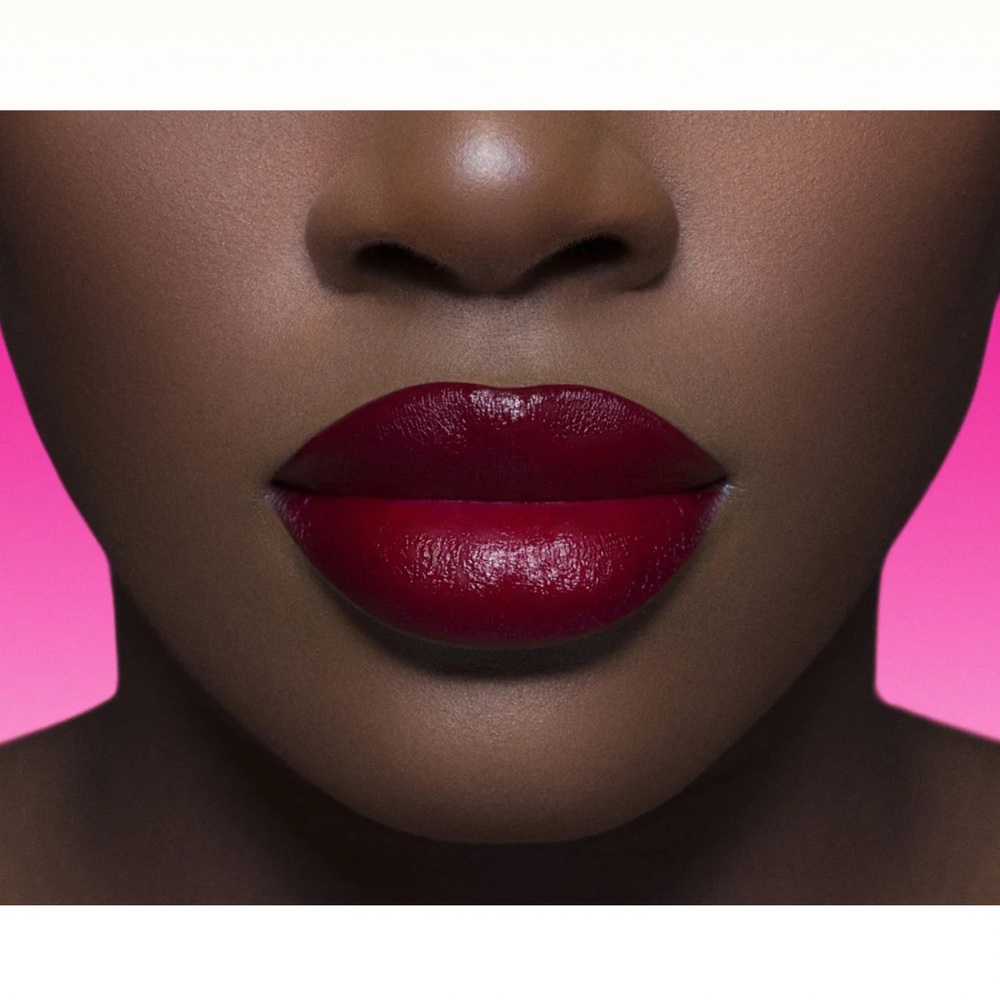 🎉🎉HOST PICK🎉🎉Juvias Place “The Berries” Velvety Matte Lipstick in Frenemy